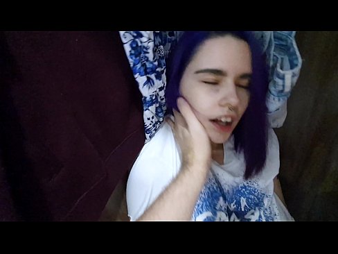 ❤️ Našao sam svoju sestru u ormaru i pomogao joj da svrši ❤️ Tvrdi porno na hr.sexindrag.ru